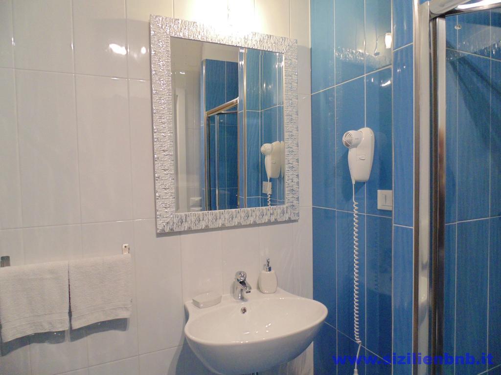 Sizilien Hotel Ragusa Pokój zdjęcie
